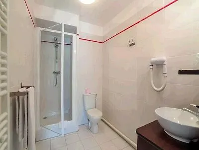 Hotel-residence Zenitude Les Hameaux - Versailles