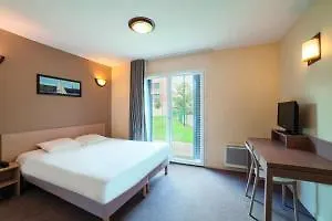 Hotel-residence Zenitude Les Hameaux - Versailles